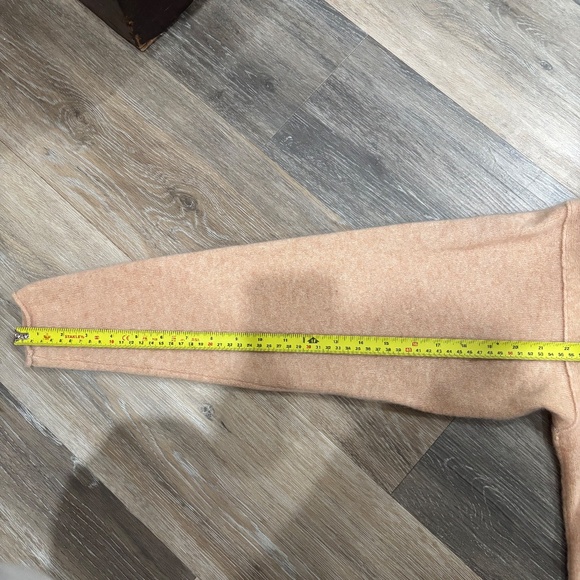 FREE PEOPLE CASHMERE SWEATER - Picture 12 of 12